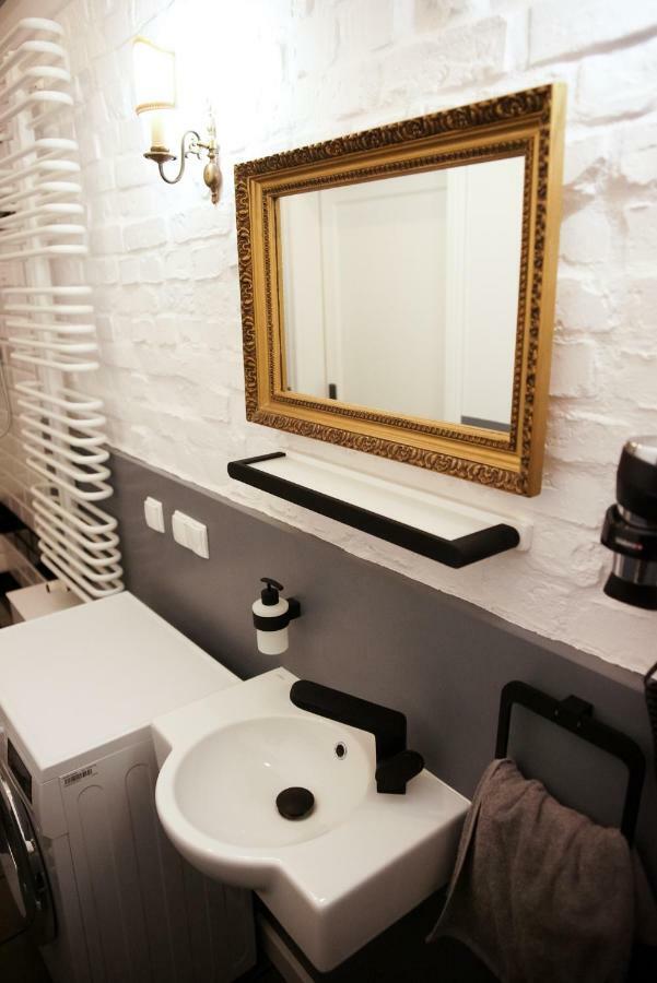 Wilhelmstadt Apartment 90M - Parking Torun Luaran gambar